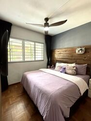 Blk 327 Jurong East Street 31 (Jurong East), HDB Executive #538023811